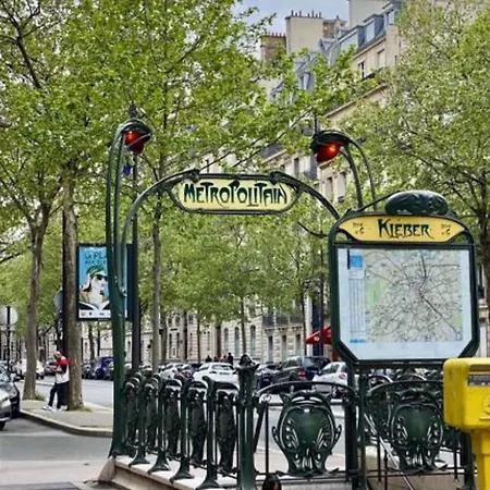 Elegant Luxury Private By Eiffel Tower * Párizs