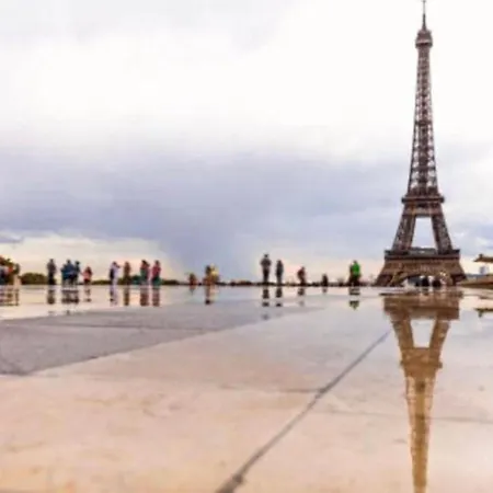 Elegant Luxury Private By Eiffel Tower Paris